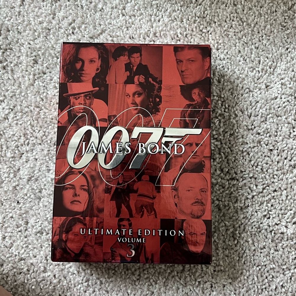 📀JAMES BOND: Volumes 1-4, in original boxing, 007 ultimate edition set. - Picture 5 of 10